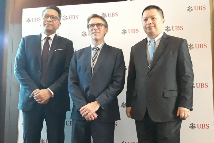 Media briefing UBS Economic Outlook di Hotel Mandarin Oriental Jakarta, Senin (5/3/2018).