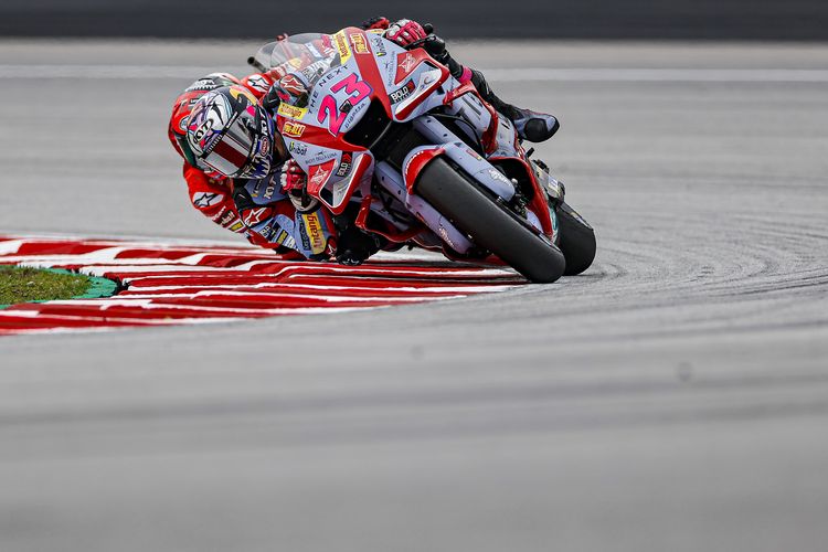 Enea Bastianini saat berlaga pada MotoGP Malaysia 2022