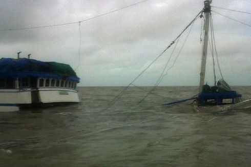 KM Dewi Risky Karam di Muara Agats, 12 Awak Kapal Berhasil Dievakuasi