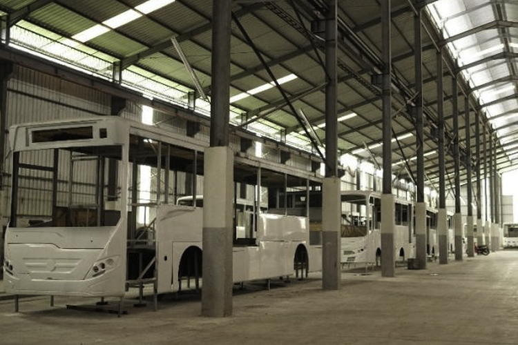 Fasilitas pabrik bus dan truk VKTR di Magelang