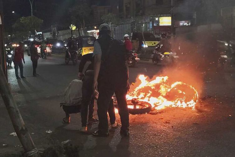 Tawuran Geng Motor Vs Warga Kembali Pecah di Makassar, Motor Dibakar dan 1 Korban Kena Panah