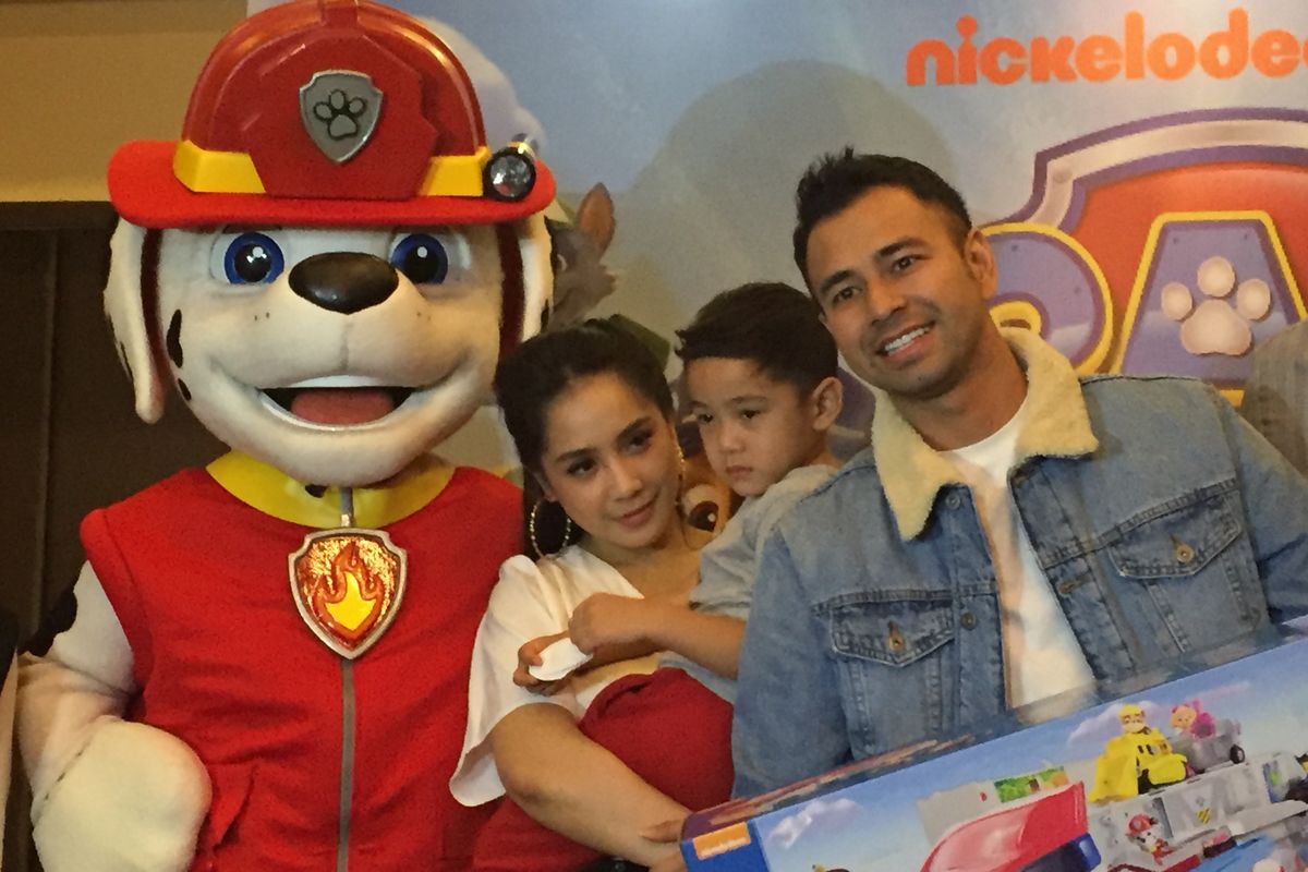 Raffi Ahmad, Nagita Slavina, dan Rafathar