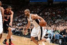 Spurs Hajar Blazers di AT&T Center