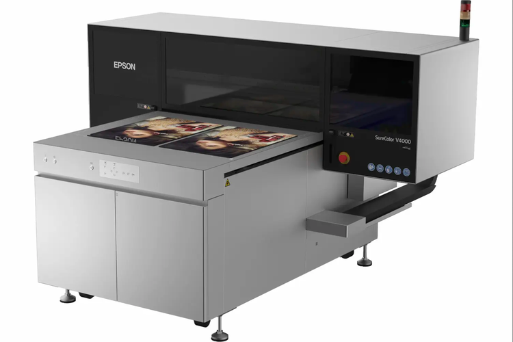 Epson Rilis Printer UV Flatbed SureColor V4000, Bisa Cetak Media Tebal hingga 20 Cm