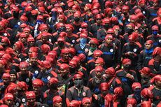 Ribuan Buruh Mulai Berdatangan, Arus Lalin Sekitar Istana Padat