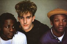 Lirik dan Chord Lagu Tunnel of Love - Fun Boy Three