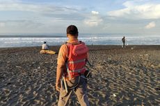 Berenang ke Tengah Pantai Selatan, WN Australia Dipaksa Tim SAR Kembali ke Darat