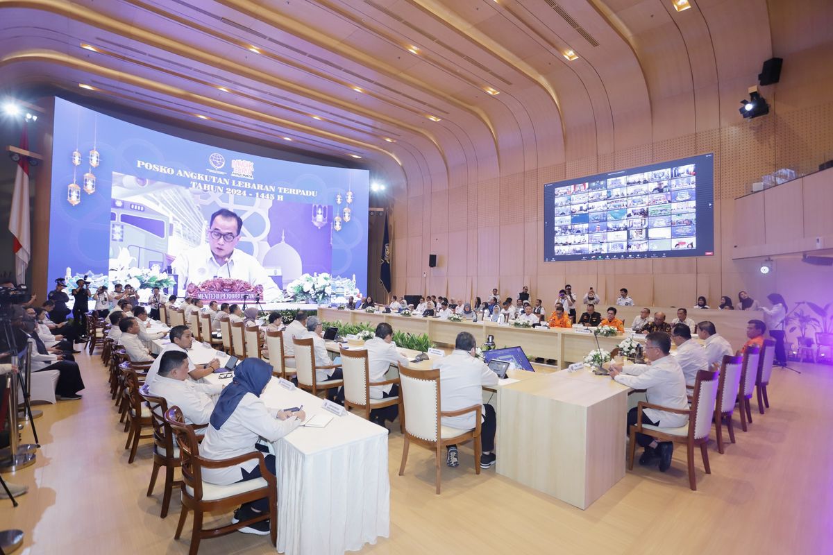 Pembukaan Posko Angkutan Lebaran 2024 di Kantor Kementerian Perhubungan (Kemenhub), Jakarta, (3/4/2024).