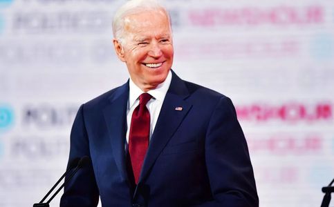 Joe Biden and His Notes on Kamala Harris: 'Do Not Hold Grudges'