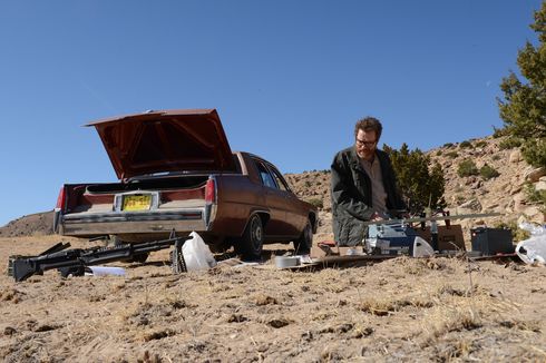 Bryan Cranston dan Aaron Paul Reuni di Peresmian Patung Breaking Bad 