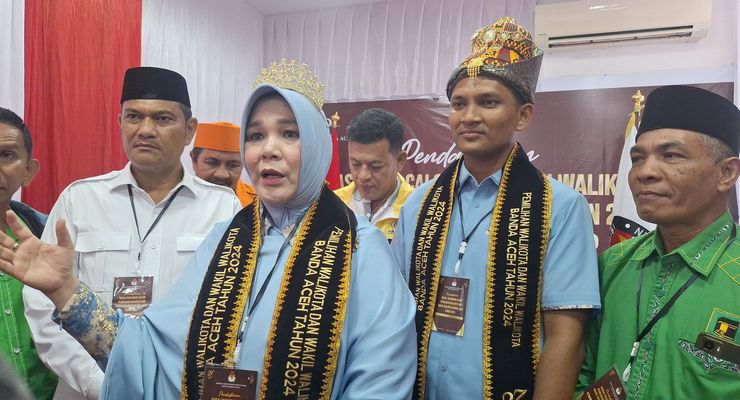Mendaftar Jadi Cawalkot Banda Aceh, Illiza Tak Goyah Isu Pemimpin Perempuan