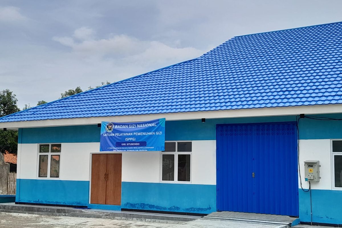 Foto: Dapur umum Jalan Bondowoso Asrama Kodim 0823 di Desa Kotakan Kecamatan Situbondo Provinsi Jawa Timur.