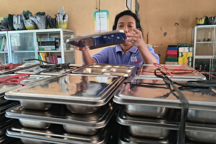 Sempat Terhenti Sehari karena Lauk Bermasalah, SPPG Jati Karanganyar Kembali Beroperasi
