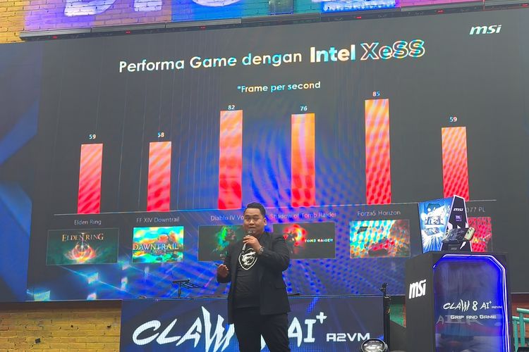 MSI Notebook Product Specialist, Digga Febriawan Putra dalam acara peluncuran MSI Claw 8 AI Plus di Big Brother Kemang, Jakarta Selatan, Selasa (18/2/2025).