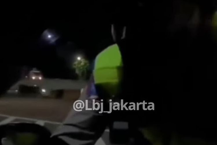 Viral Polisi Minta Isi Uang Elektronik Rp 300.000 ke Pengemudi Mobil, Ditawar Cepek Mau