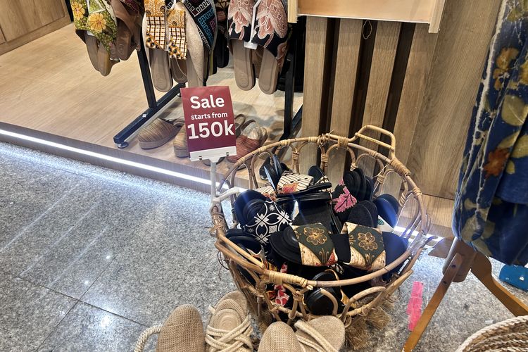 Produk UMKM yang ada di INACRAFT 2026 di Jakarta Convention Center, Jakarta Pusat, Rabu (4/2/2026).