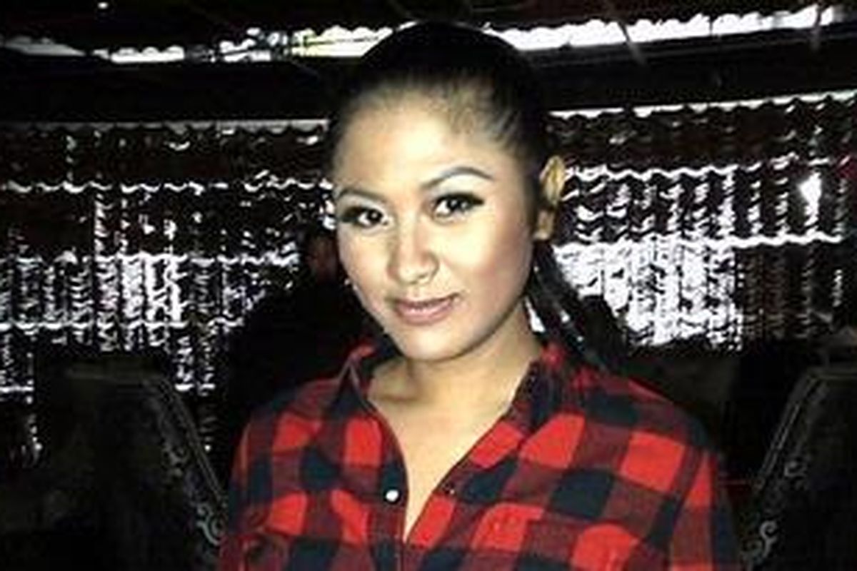 Dira Sugandi