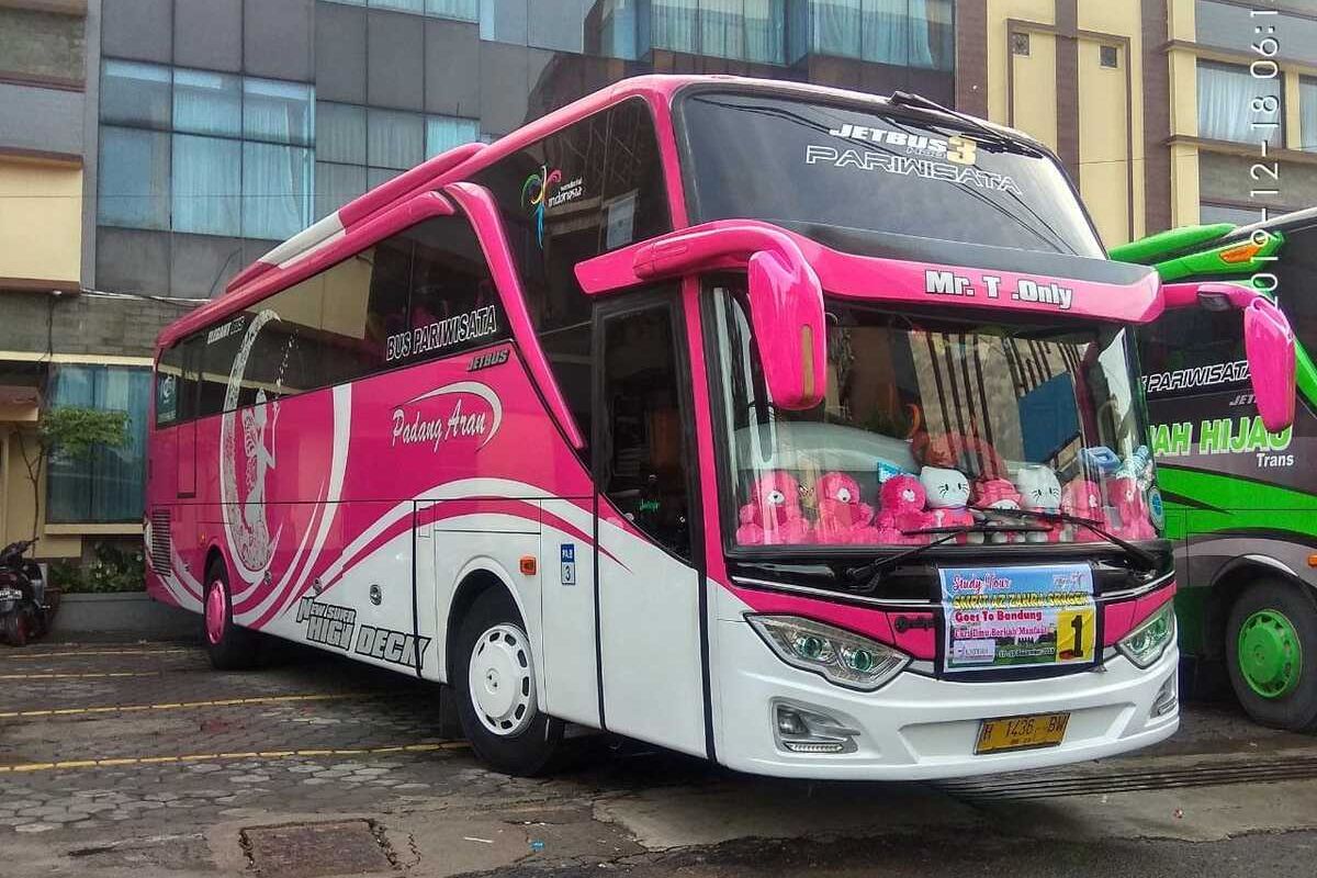 Bus yang berangkat ke Jakarta untuk jempit pemudik. KOMPAS.COM/ FOK. DISHUB KENDAL