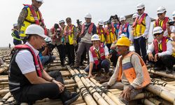 Wujudkan Infrastruktur Hijau, PTPP Manfaatkan Matras Bambu untuk Pembangunan Tol Semarang-Demak
