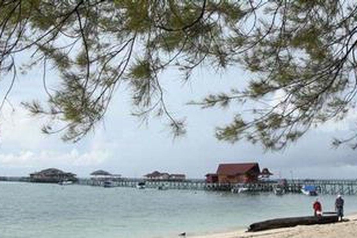Pulau Derawan, Kalimantan Timur. 
