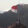 Di Puncak Bukit Kemerdekaan, Para Pemuda di Perbatasan Timor Leste Kibarkan Sang Merah Putih