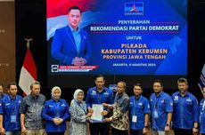 AHY Serahkan Langsung Rekomendasi Demokrat untuk Pasangan Lilis-Zaeni pada Pilkada Kebumen 2024