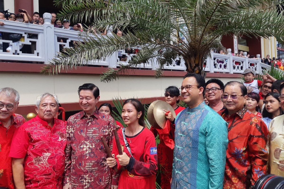 Gubernur DKI Jakarta Anies Baswedan dalam perayaan puncak Cap Go Meh di Pancoran Chinatown, Tamansari, Jakarta Barat, Sabtu (8/2/2020)