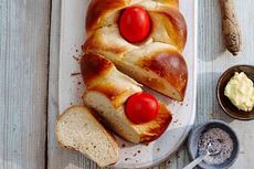 Resep Roti Kepang dari Yunani, Tsoureki yang Muncul Saat Paskah