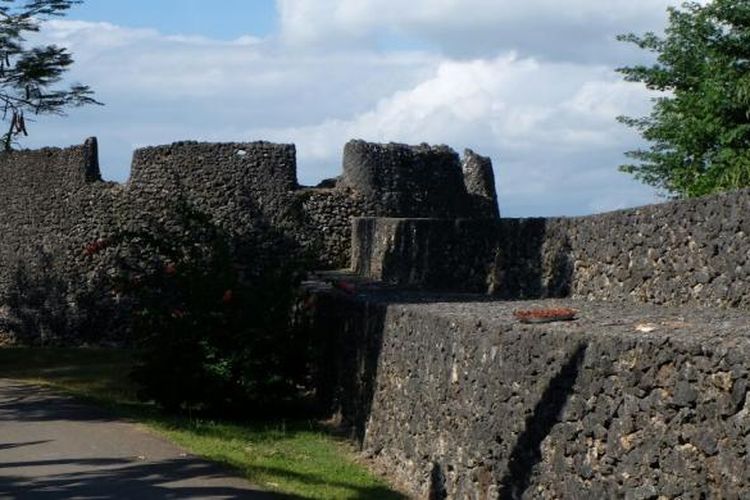 Bastion di Benteng Keraton Buton, lekukan yang fungsinya untuk menaruh meriam di masa lampau. 