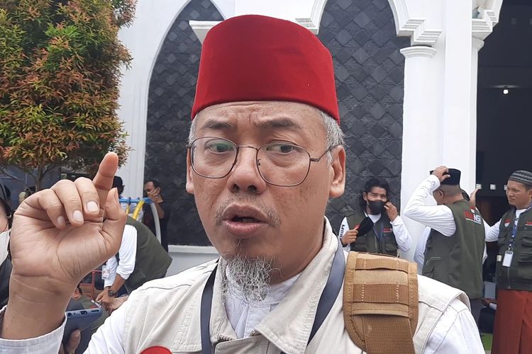 Eks napi teroris, Sufyan Tsauri usai ikuti kajian bareng Gus Baha di Pondok Pesantren Al-Qur'an, Narukan Kragan, Rembang, Rabu (16/3/2022)