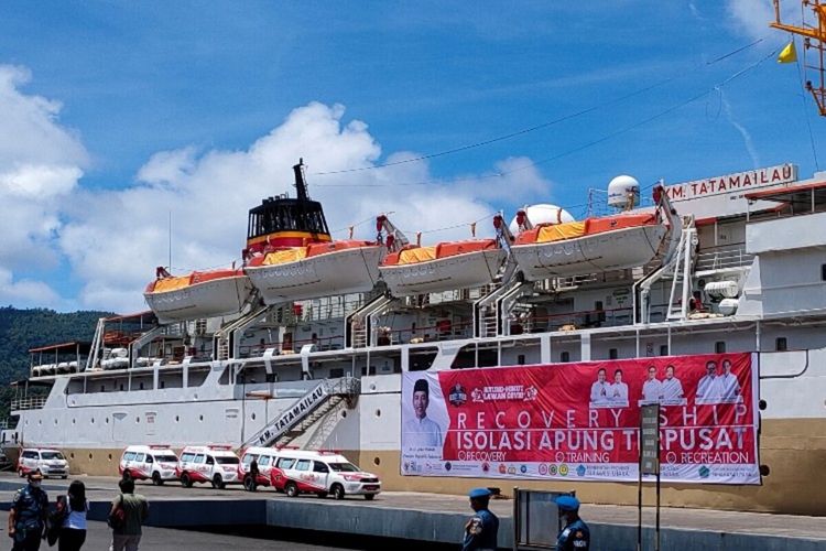 Pelabuhan Bitung Manado saat ini masuk dalam KEK sehingga terus dikembangkan, termasuk juga untuk Pelabuhan Ferry Bitung bagi penumpang kapal.