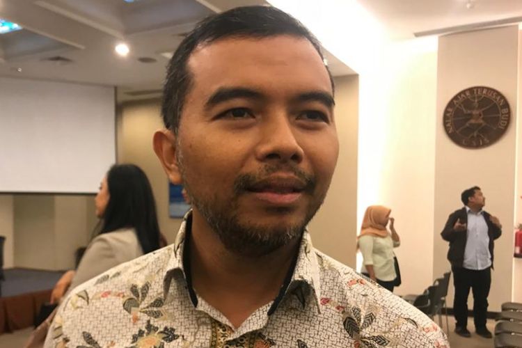 Koordinator Indonesia Corruption Watch (ICW) Adnan Topan Husodo saat ditemui di Pakarti Centre, Jakarta Pusat, Selasa (22/1/2019).