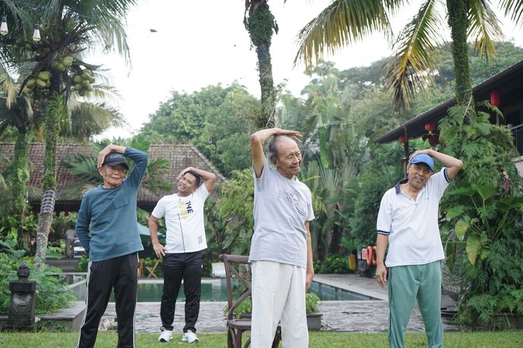 Lembaga Amil Zakat Dompet Dhuafa kembali menggelar Pesantren Gemilang pada Sabtu (25/1/2025) hingga Senin (27/1/2025).  Pesantren Gemilang 2025 adalah upaya untuk membangun kesadaran dari diri sendiri dalam mempersiapkan hari yang akan datang dan dapat membangun semangat kolaboratif para donatur.