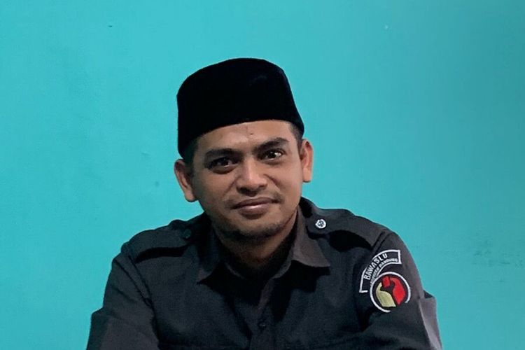 Ketua Badan Pengawasan Pemilihan Umum (Bawaslu) Kabupaten Bandung peringatkan Partai Politik sebagai calon peserta pemilu 2024 agar tak melibatkan sosok dengan jabatan tertentu di dalam tubuh Parpol, terutama sosok Kepala Desa.