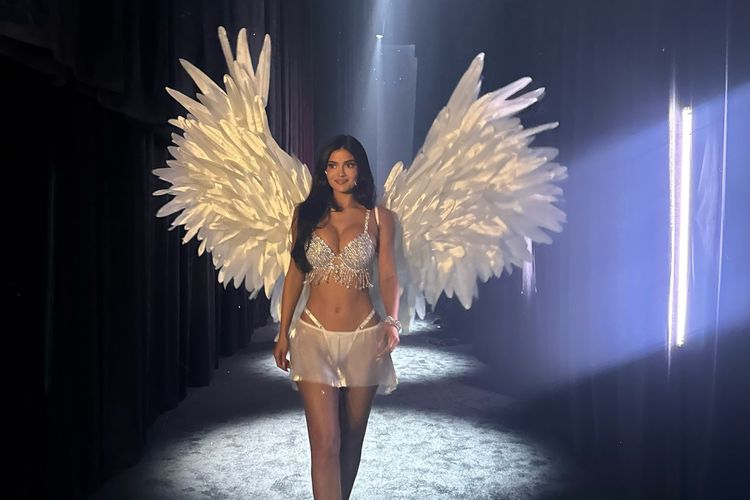 Kylie Jenner Kenakan Fantasy Bra Rp 900 Miliar, Apa yang Membuatnya Mewah?