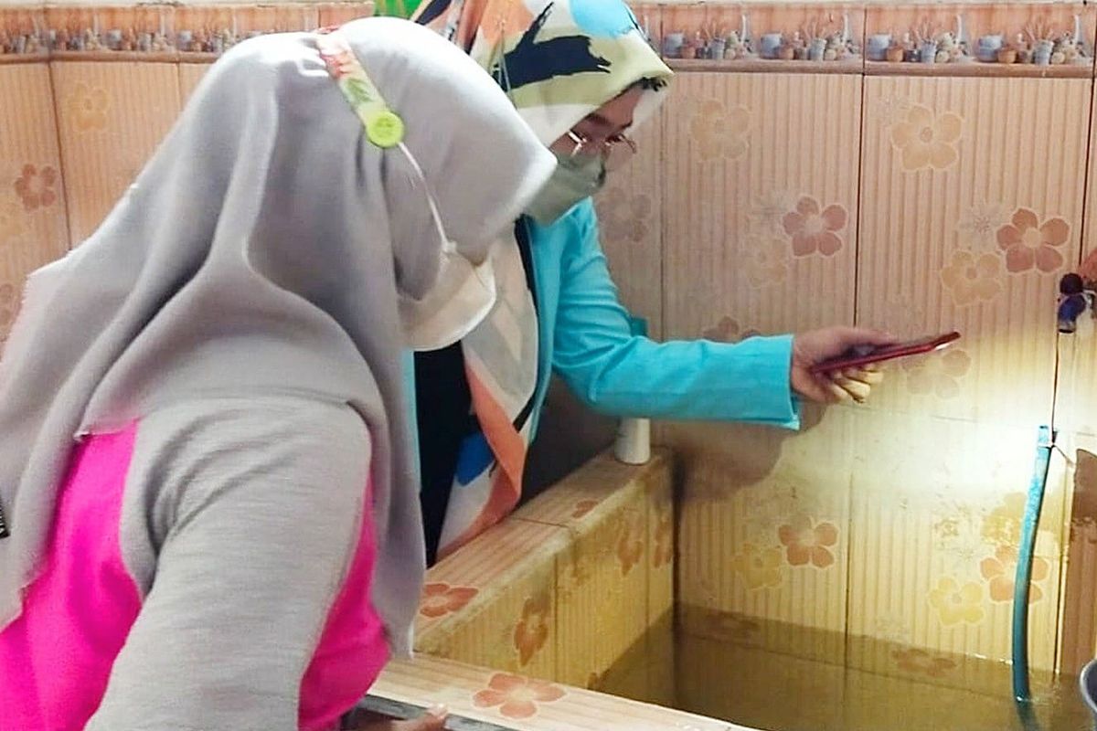 Dinas Kesehatan Lamongan, Jawa Timur, mengimbau warga untuk melakukan 3M+ guna menghentikan kasus Demam Berdarah Dengue (DBD) yang terjadi. Pada Maret 2024 ini ada lonjakan kasus DBD di Lamongan meski tak ada korban jiwa.