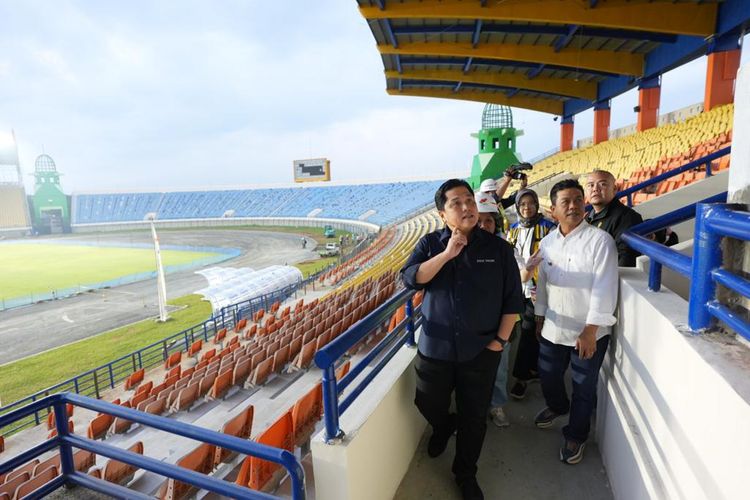 Ketua Penyelenggara FIFA U-20 World Cup 2023 (LOC), Erick Thohir, pada Sabtu (11/3/2023) sore mengunjungi Stadion Si Jalak Harupat (SJH), Soreang, Bandung.