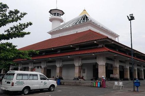 Masjid Sunan Ampel di Surabaya, Wisata Religi yang Pikat Turis Asing 