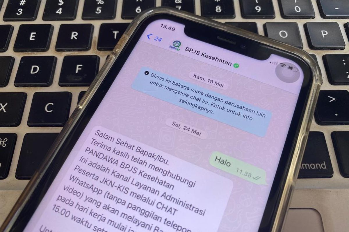 Mengganti nomor HP yang terdaftar di BPJS Kesehatan via WhatsApp.