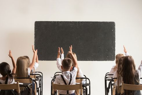 Pemkot Tangerang Gratiskan Biaya Sekolah di 146 SD-SMP Swasta, Pengamat: Daerah Lain Harus Ikuti 