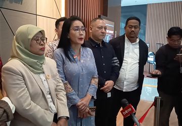 Rieke Diah Pitaloka Dampingi Ibu Nizam, Imbau Polisi Tak Terima Restorative Justice 