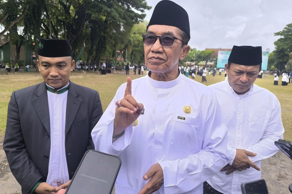 Bupati Pamekasan Kholilurrahman meminta pesantren melaporkan bangunan rapu, Rabu (22/10/2025)