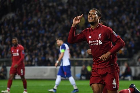 Van Dijk dan Sterling Raih Gelar PFA Player of the Year 2019