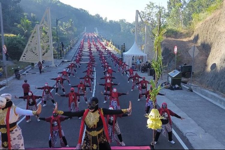 Ribuan Perempuan di Gunungkidul Pecahkan Rekor Dunia Senam Kreasi, Rela Datang Dini Hari