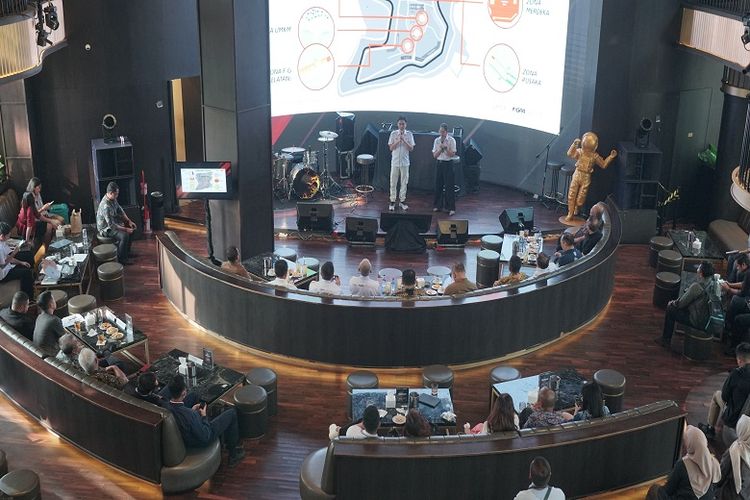 PT Pengembangan Pariwisata Indonesia atau ITDC selaku pengembang Kawasan Ekonomi Khusus (KEK) Mandalika telah melakukan kesiapan infrastruktur dasar kawasan, seperti akses jalan kawasan, trotoar, penerangan jalan umum (PJU), area parkir, serta jaringan utilitas (listrik, air bersih, dan internet). 