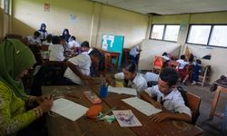 Pendidikan Karakter dan Keteladanan Guru Jadi Tema Utama Hari Guru