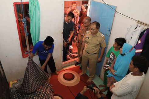 Wali Kota Melayat ke Rumah Korban Tenggelam Saat Banjir Melanda Makassar