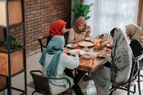 5 Kebiasaan Sehabis Makan yang Perlu Dihindari Saat Berbuka Puasa