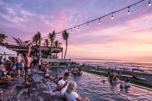 Cerita Warga Bali Terdampak Kebisingan Tempat Hiburan, Kaca Rumah Bergetar hingga Pagar Dikencingi WNA