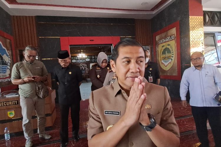 Bupati Sukoharjo Etik Suryani Tersangka Pemerasan, Wabup: Kami Junjung Asas Praduga Tak Bersalah